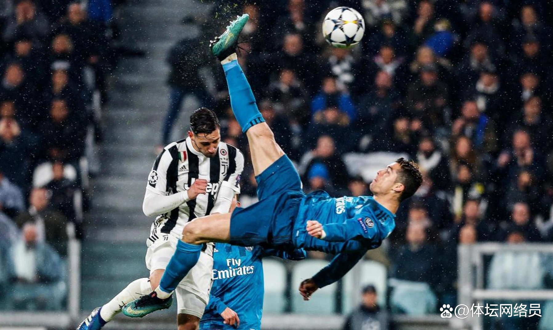 包含领先优势明显首场状态出色,热火观众沸腾!,C罗重返赛场观众掌声雷动的词条